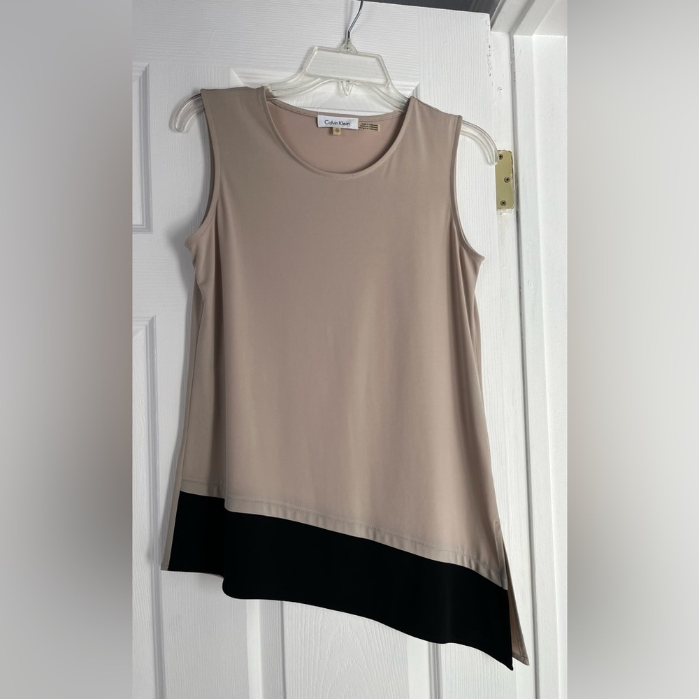 NWOT Woman Top